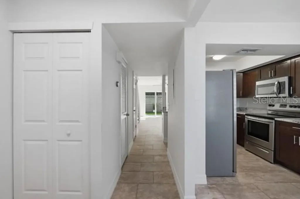 14011 Notreville Way Tampa FL 33624