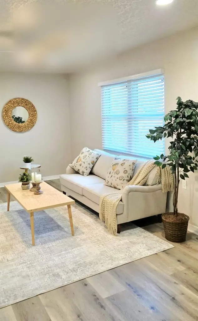4580 16th Street N St Petersburg FL 33703