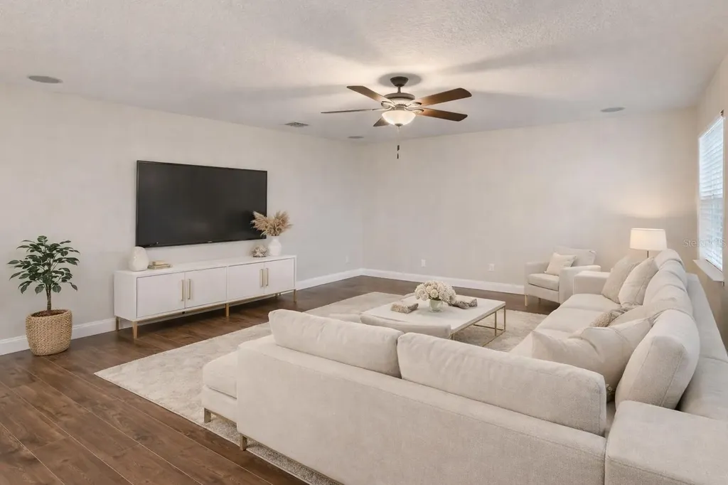 153 Cabrillo Drive Groveland FL 34736