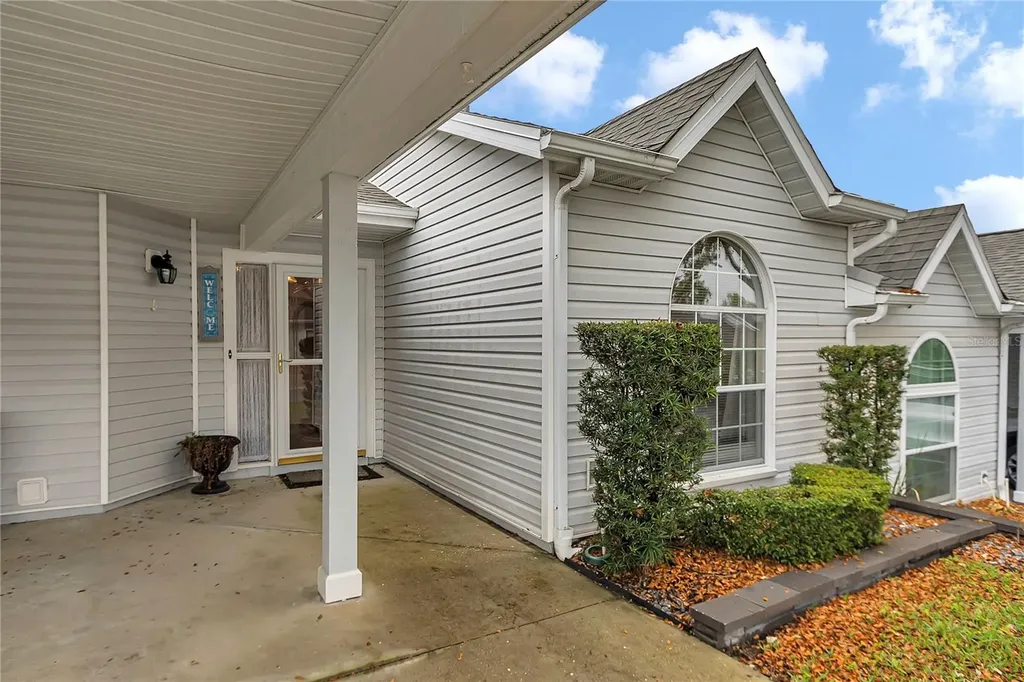 2416 SE 18th Circle Ocala FL 34471