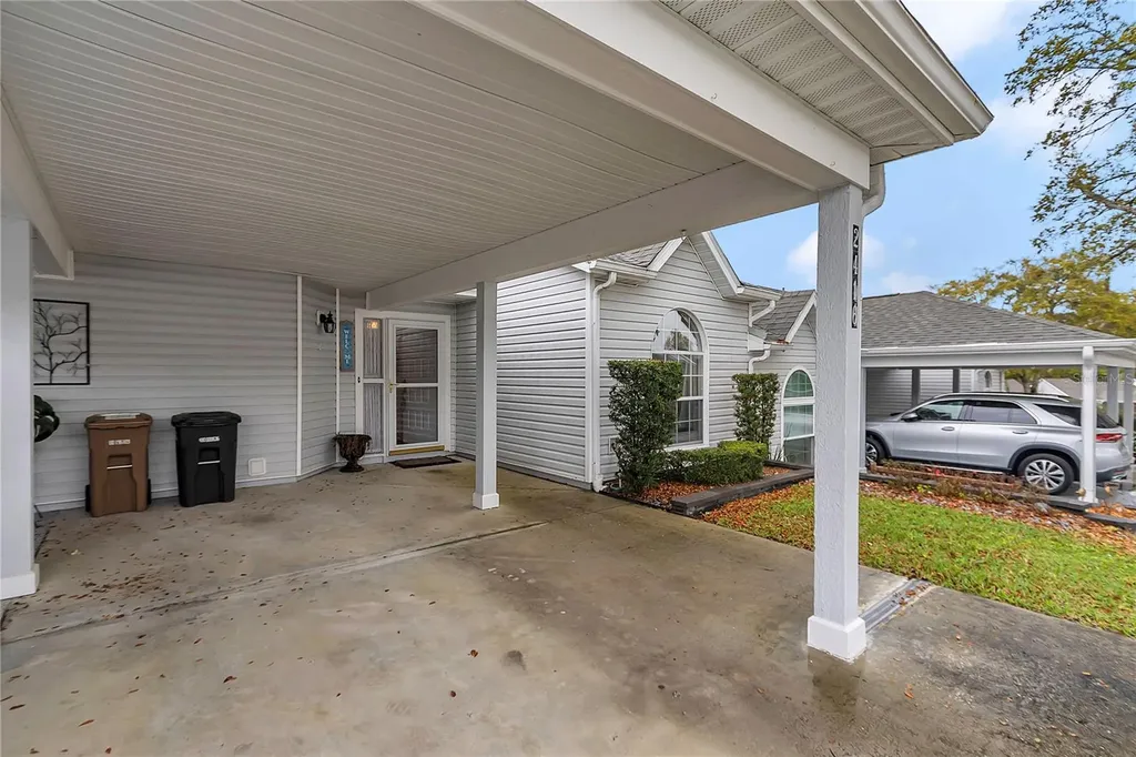 2416 SE 18th Circle Ocala FL 34471