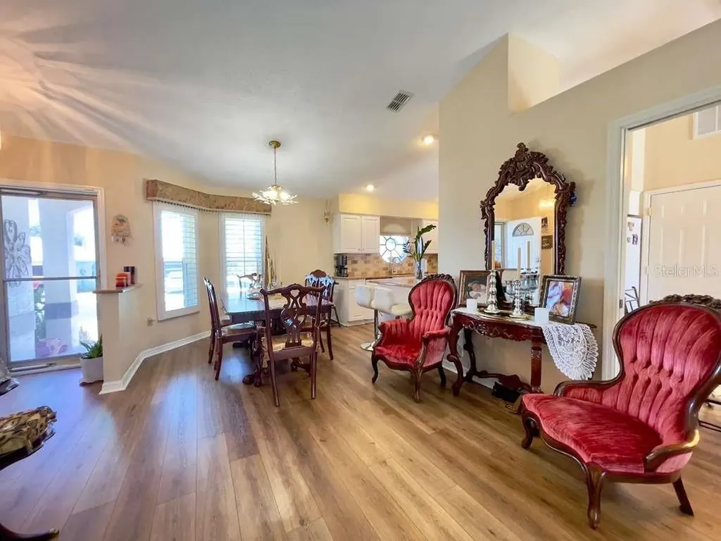 6323 Silver Lakes Drive E Lakeland FL 33810