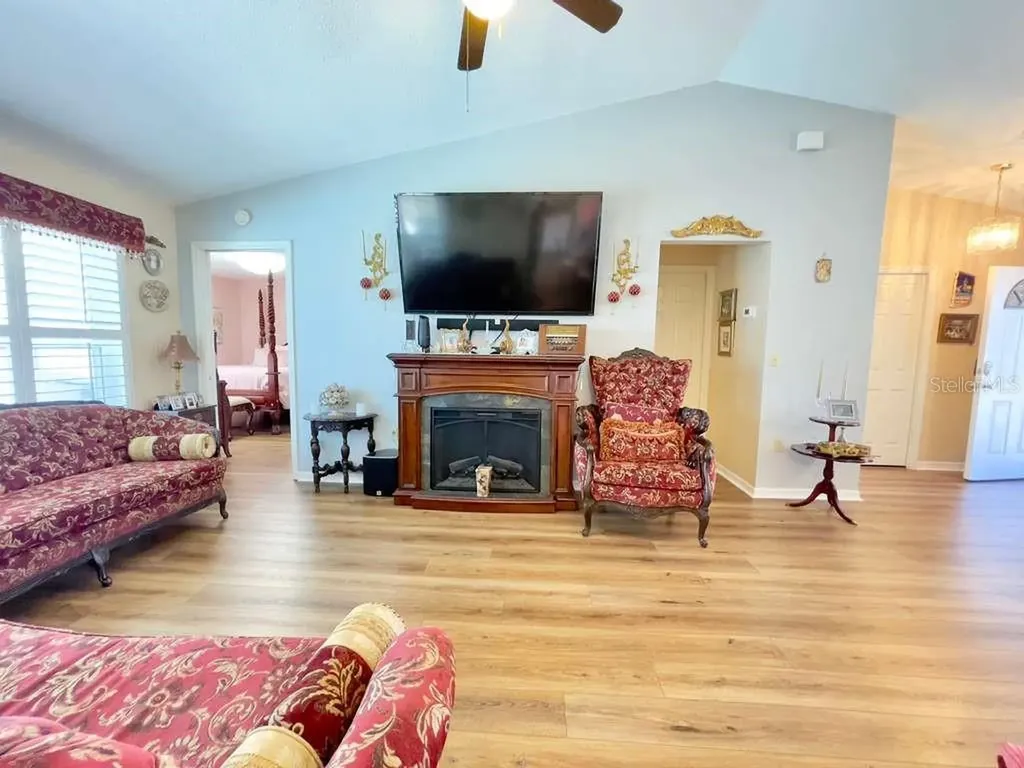 6323 Silver Lakes Drive E Lakeland FL 33810