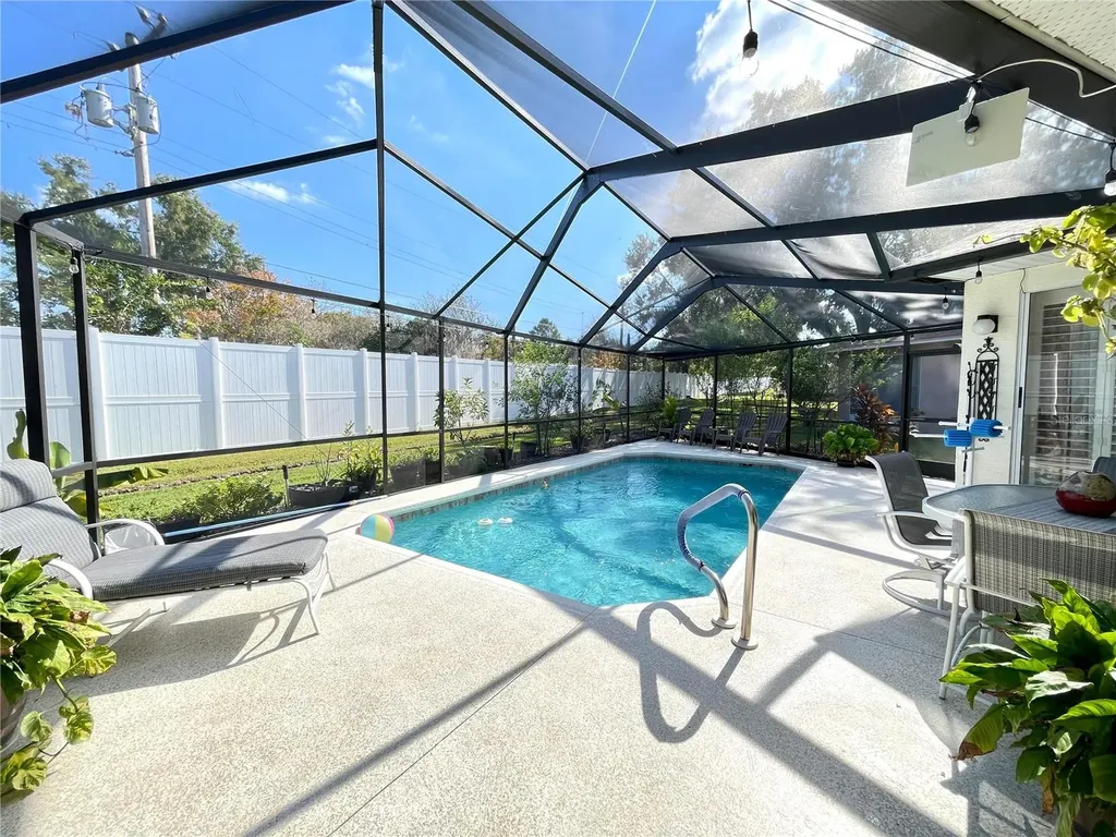 6323 Silver Lakes Drive E Lakeland FL 33810