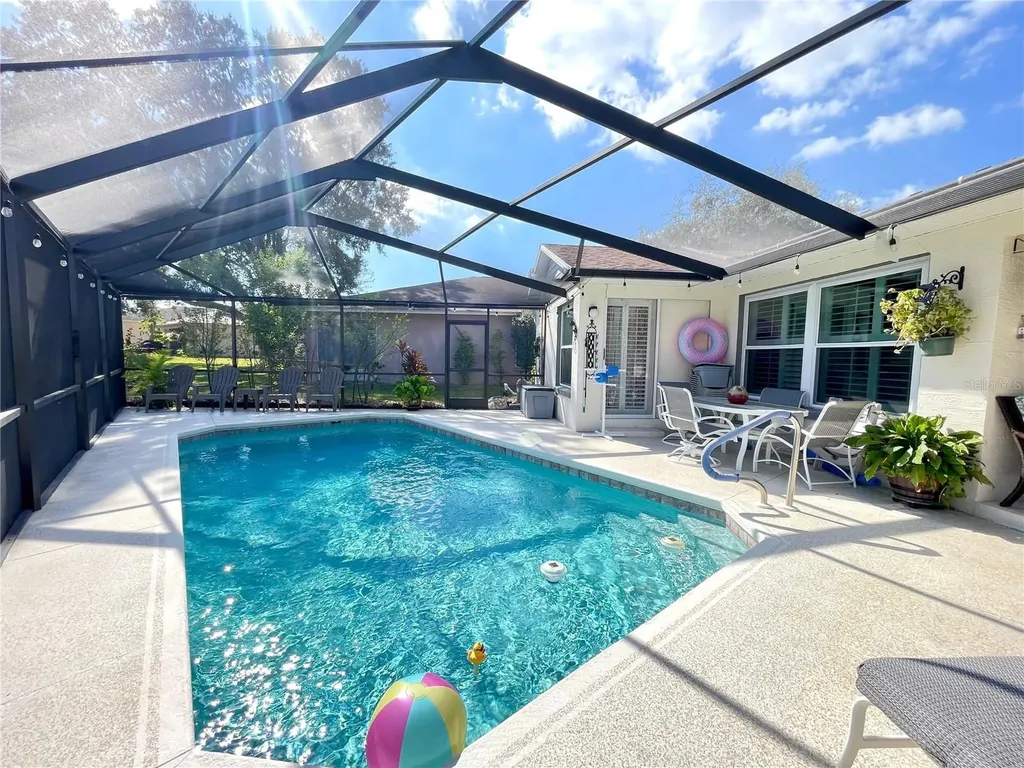 6323 Silver Lakes Drive E Lakeland FL 33810