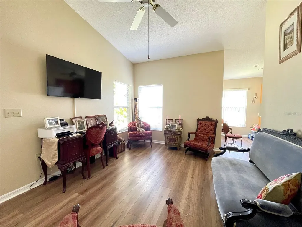 6323 Silver Lakes Drive E Lakeland FL 33810