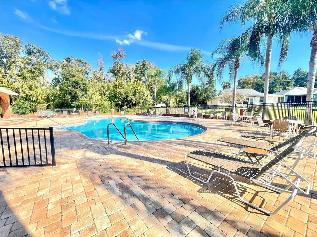 6323 Silver Lakes Drive E Lakeland FL 33810