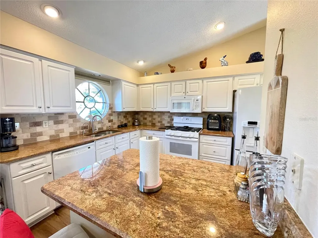 6323 Silver Lakes Drive E Lakeland FL 33810