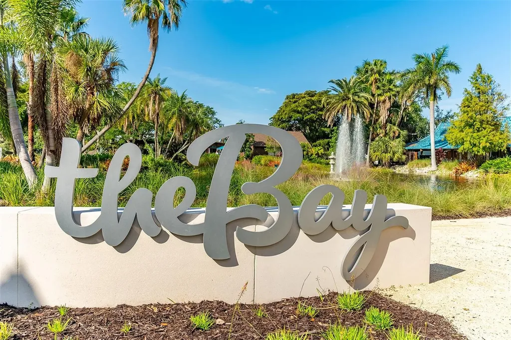 988 Blvd Of The Arts Sarasota FL 34236