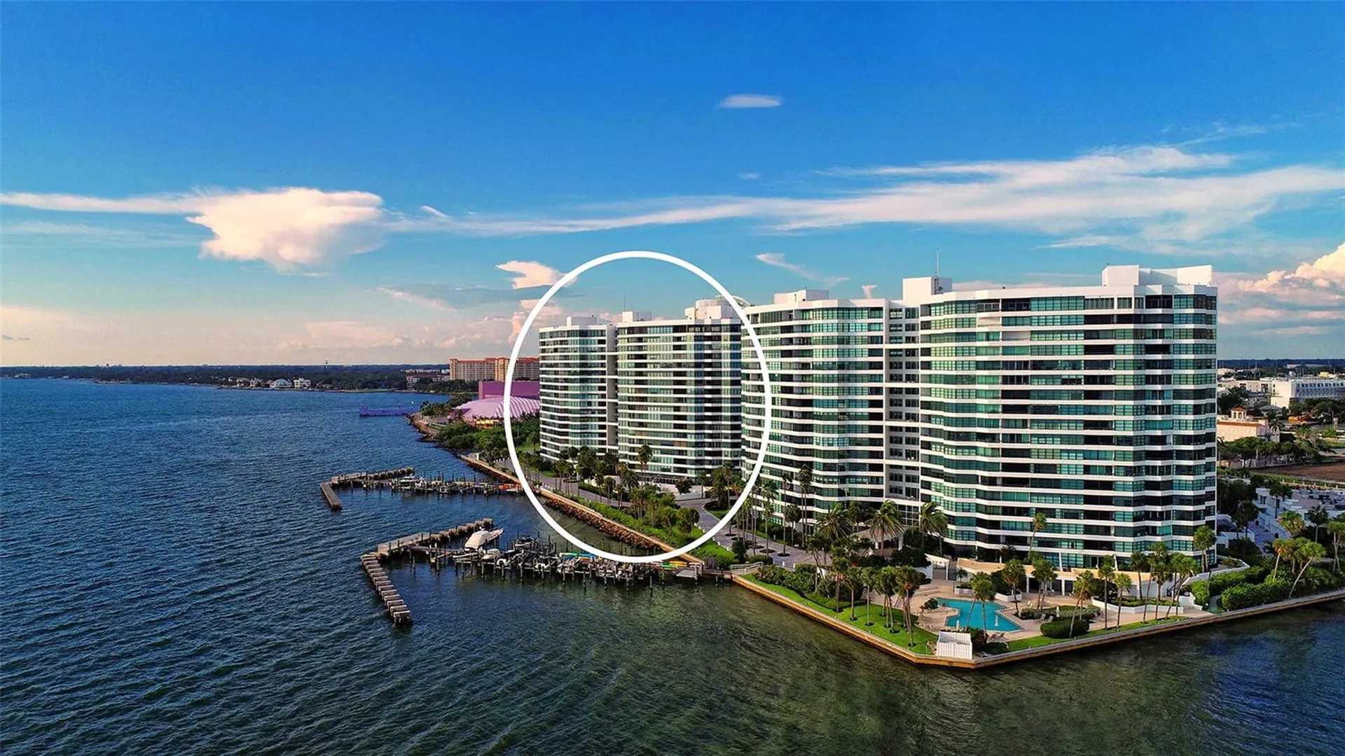Sarasota FL, 988 Boulevard Of The Arts, Unit 1411