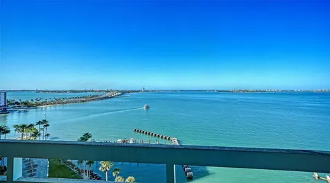 988 Blvd Of The Arts Sarasota FL 34236