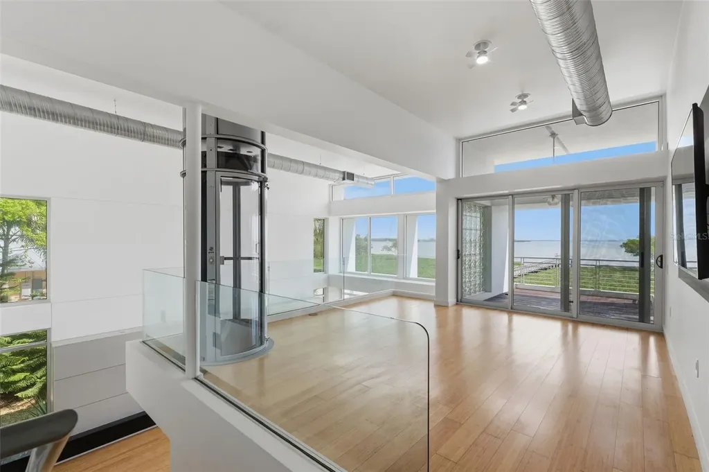 1405 N Bayshore Drive Safety Harbor FL 34695