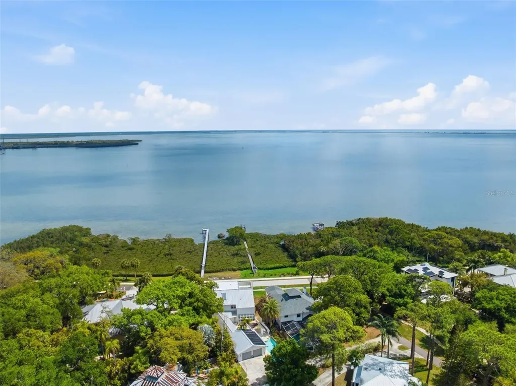 1405 N Bayshore Drive Safety Harbor FL 34695