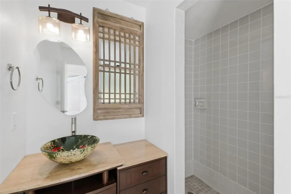 1405 N Bayshore Drive Safety Harbor FL 34695