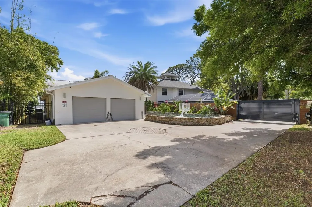 1405 N Bayshore Drive Safety Harbor FL 34695