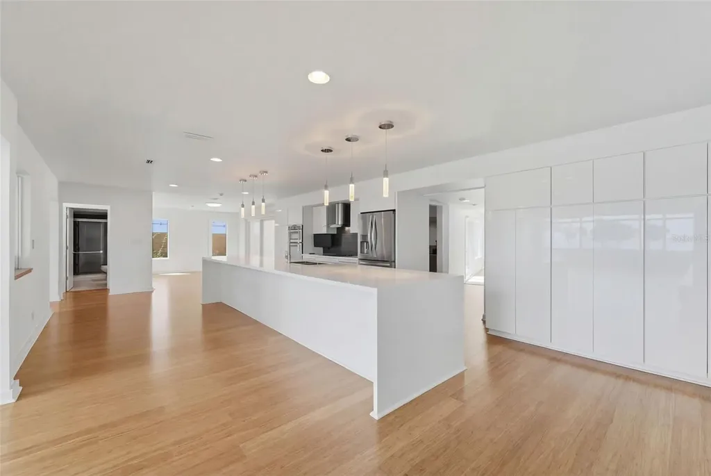 1405 N Bayshore Drive Safety Harbor FL 34695