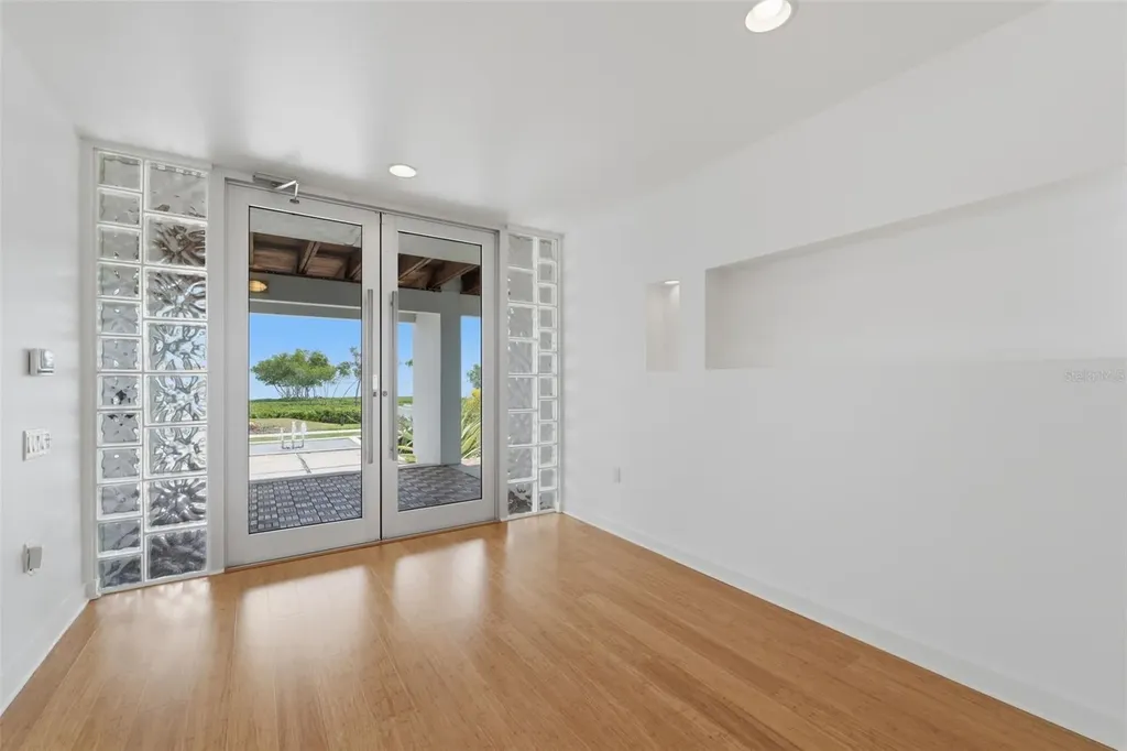 1405 N Bayshore Drive Safety Harbor FL 34695