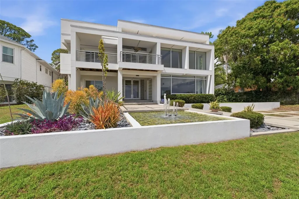 1405 N Bayshore Drive Safety Harbor FL 34695