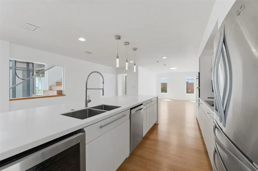 1405 N Bayshore Drive Safety Harbor FL 34695