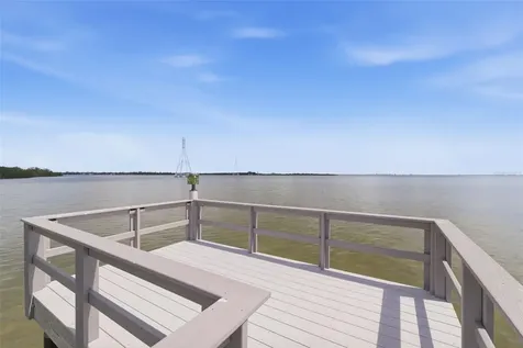 1405 N Bayshore Drive Safety Harbor FL 34695