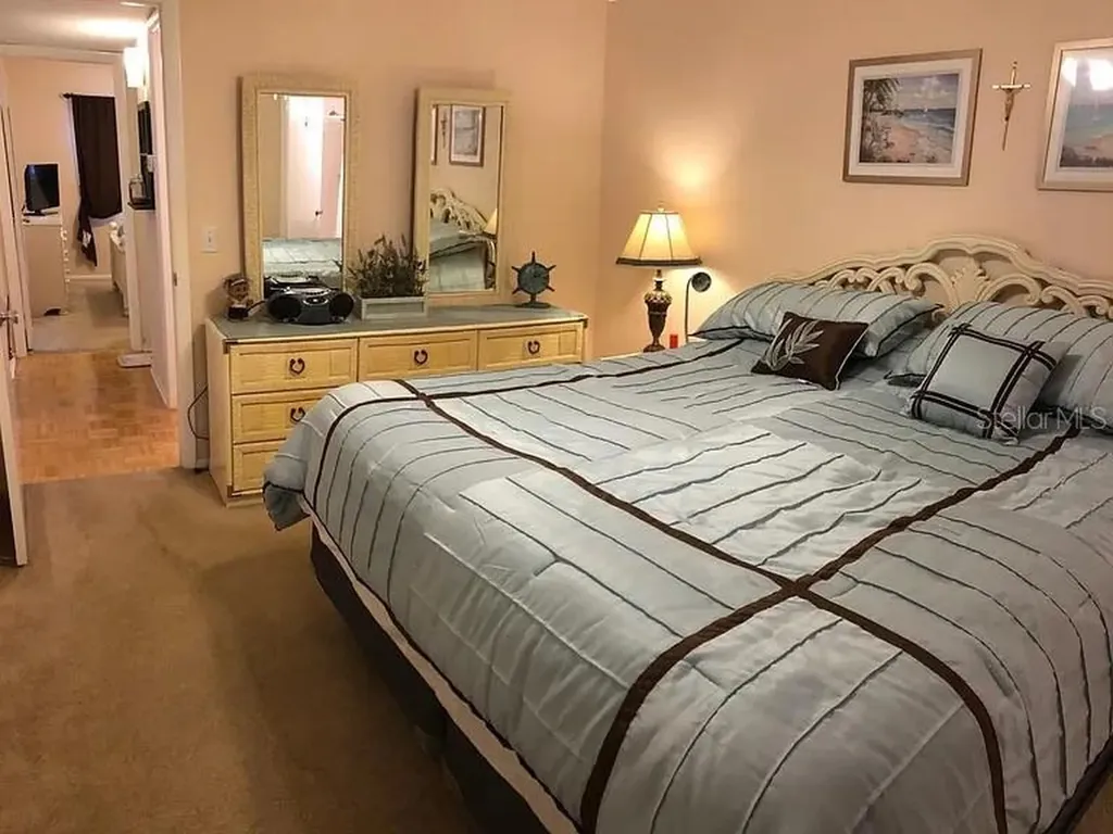 2071 Australia Way W Clearwater FL 33763