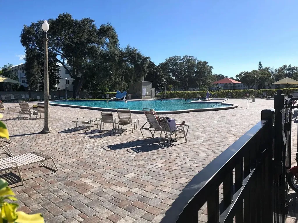2071 Australia Way W Clearwater FL 33763