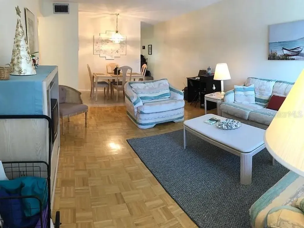 2071 Australia Way W Clearwater FL 33763