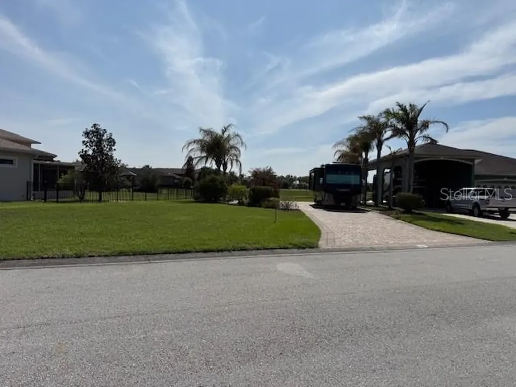 368 Nolane Lane Polk City FL 33868