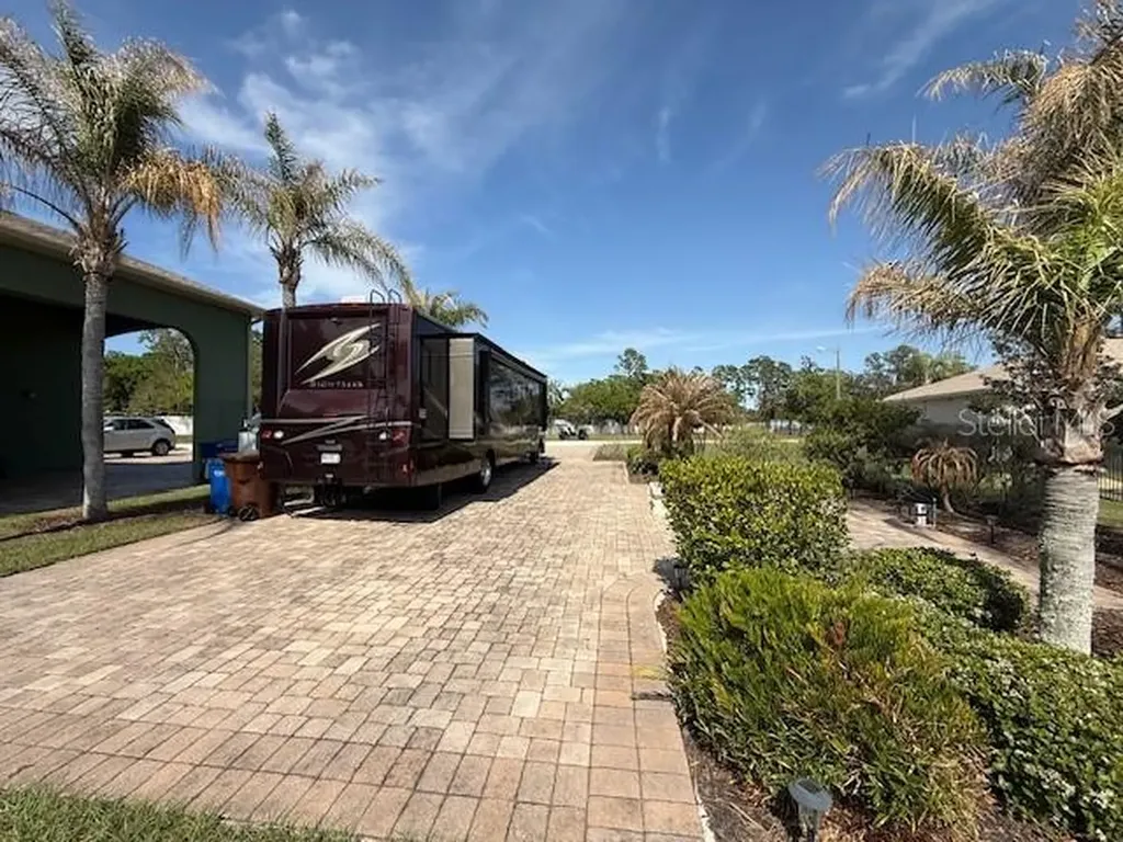 368 Nolane Lane Polk City FL 33868