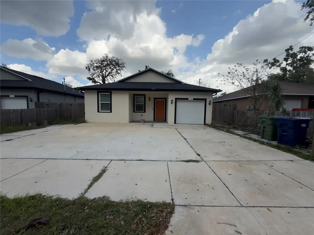 3204 E Mohawk Avenue Tampa FL 33610