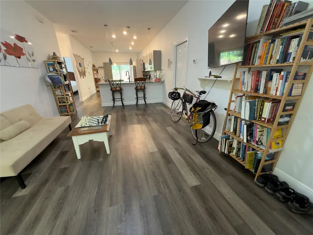 3204 E Mohawk Avenue Tampa FL 33610