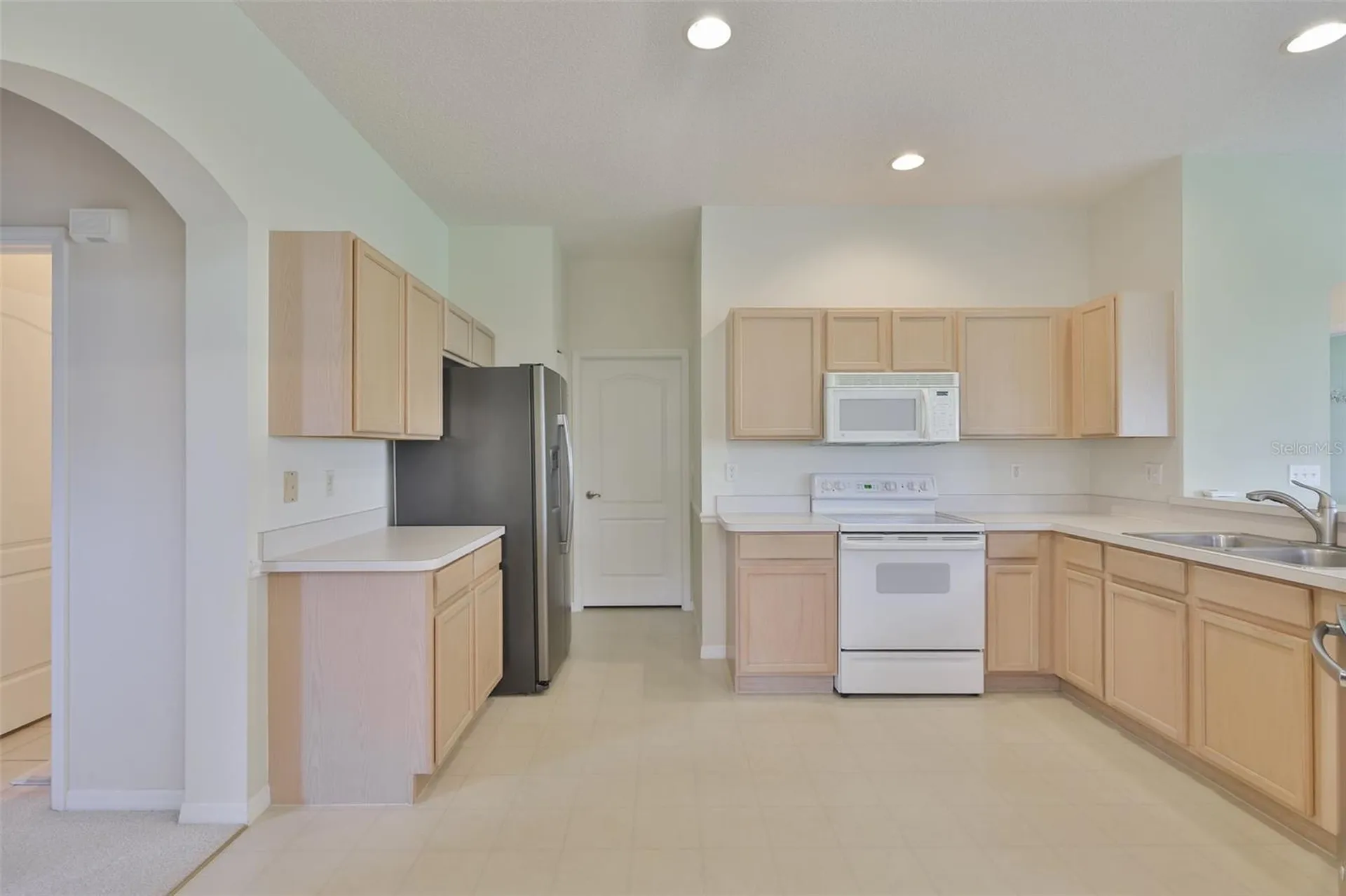 2023 Acadia Greens Drive Sun City Center FL 33573