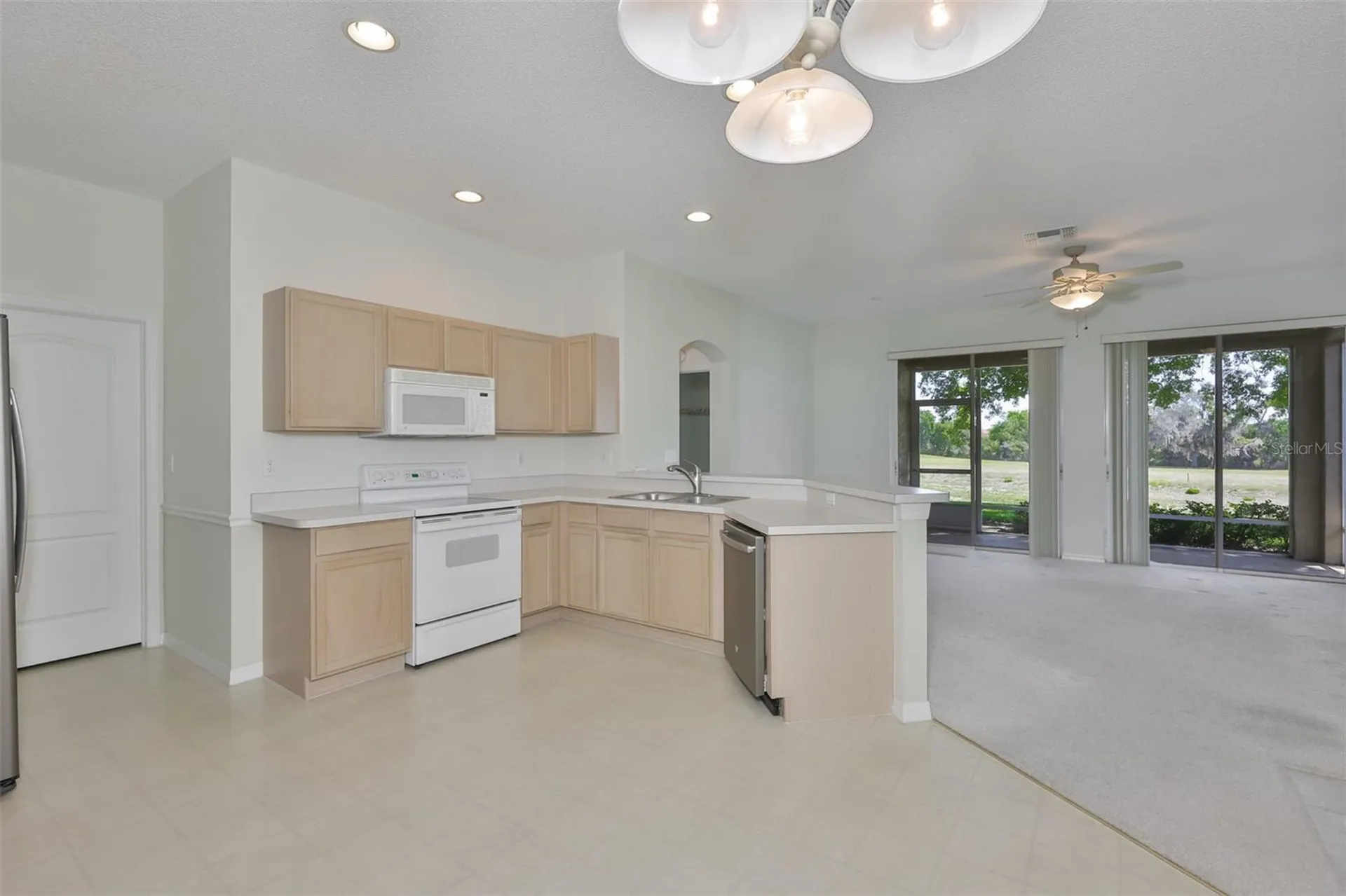 2023 Acadia Greens Drive Sun City Center FL 33573