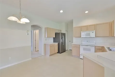 2023 Acadia Greens Drive Sun City Center FL 33573