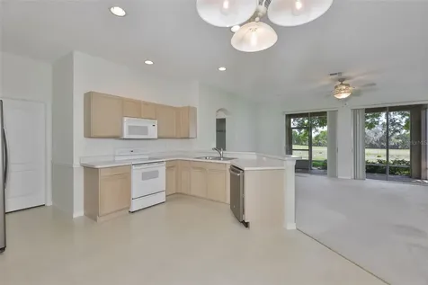 2023 Acadia Greens Drive Sun City Center FL 33573