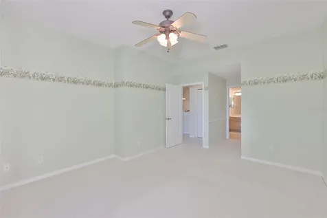 2023 Acadia Greens Drive Sun City Center FL 33573