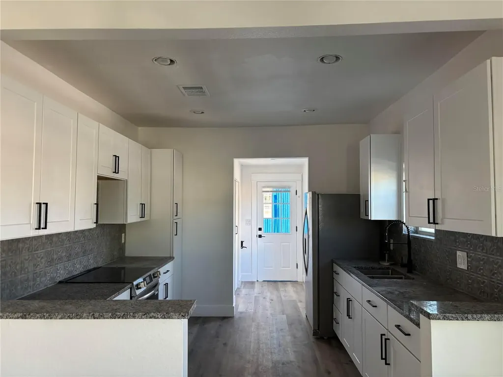 2403 Burns Street Lakeland FL 33801