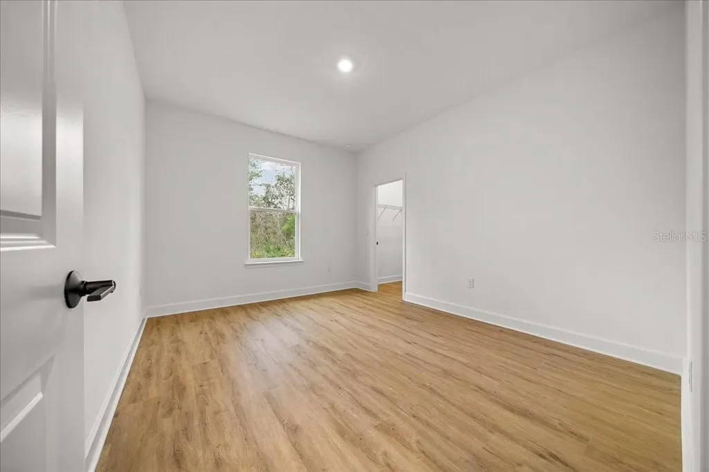 11088 Fulton Avenue Weeki Wachee FL 34613