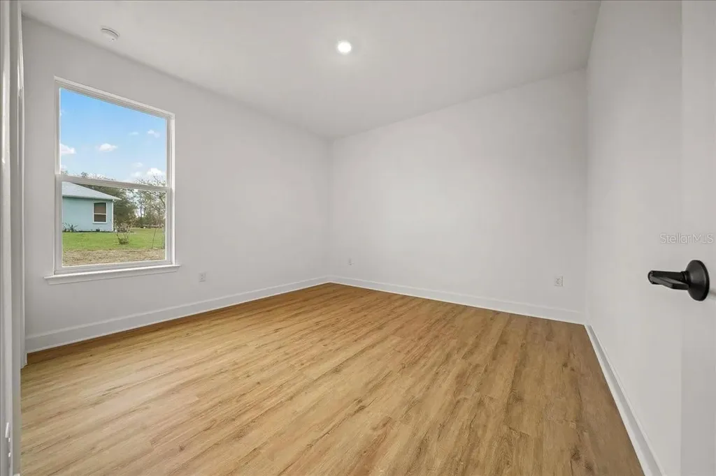 11088 Fulton Avenue Weeki Wachee FL 34613