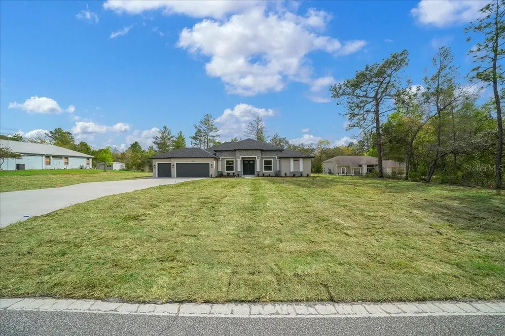11088 Fulton Avenue Weeki Wachee FL 34613