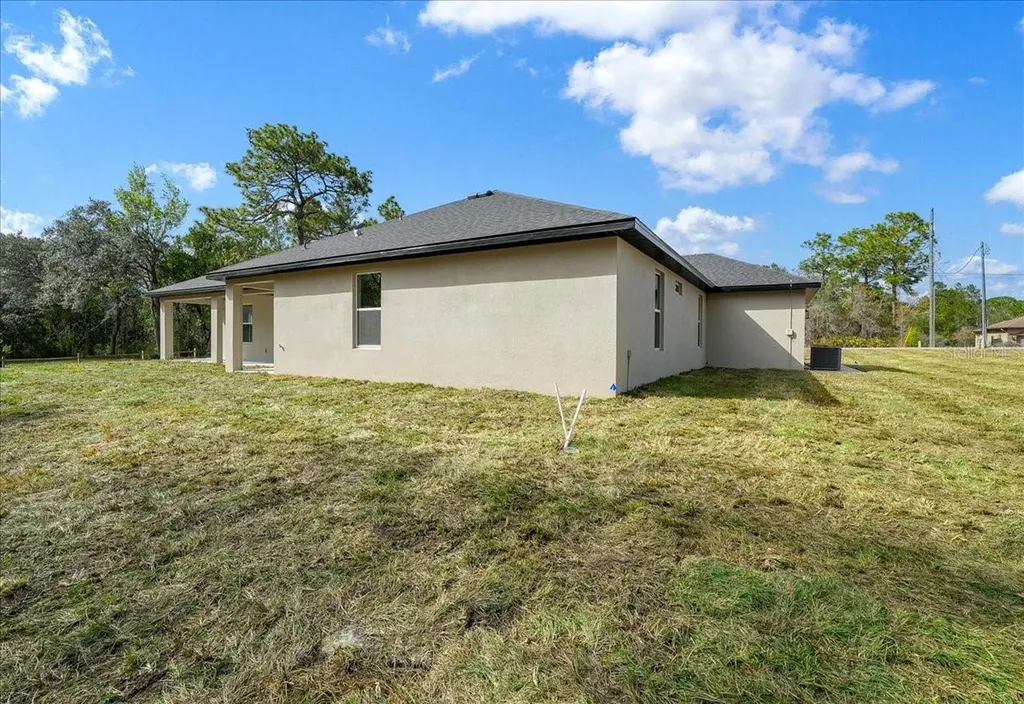 11088 Fulton Avenue Weeki Wachee FL 34613