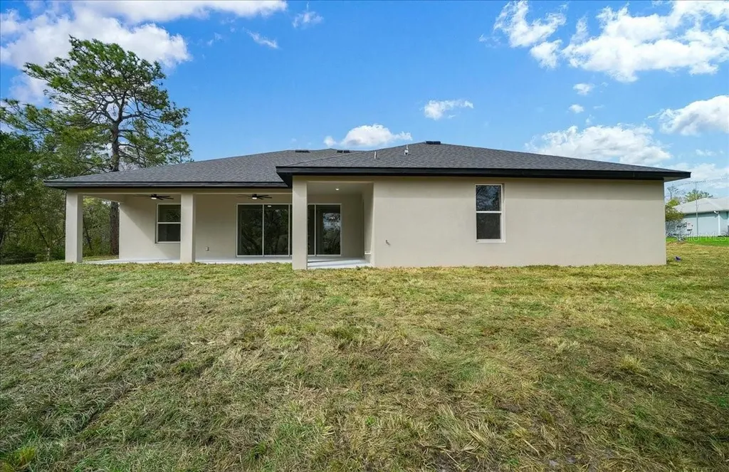 11088 Fulton Avenue Weeki Wachee FL 34613