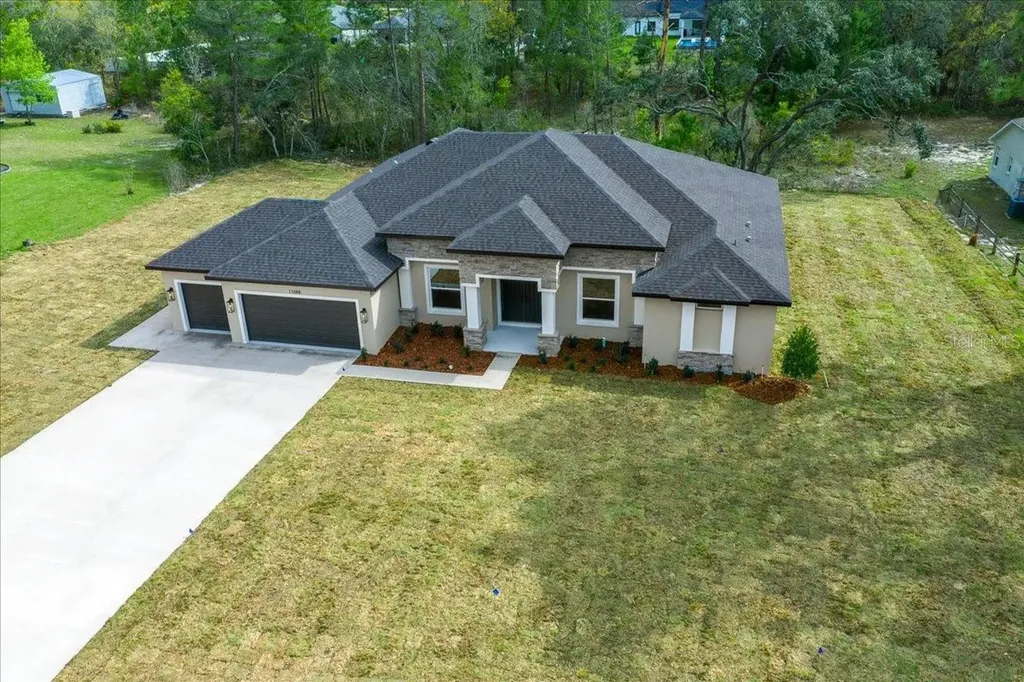 11088 Fulton Avenue Weeki Wachee FL 34613