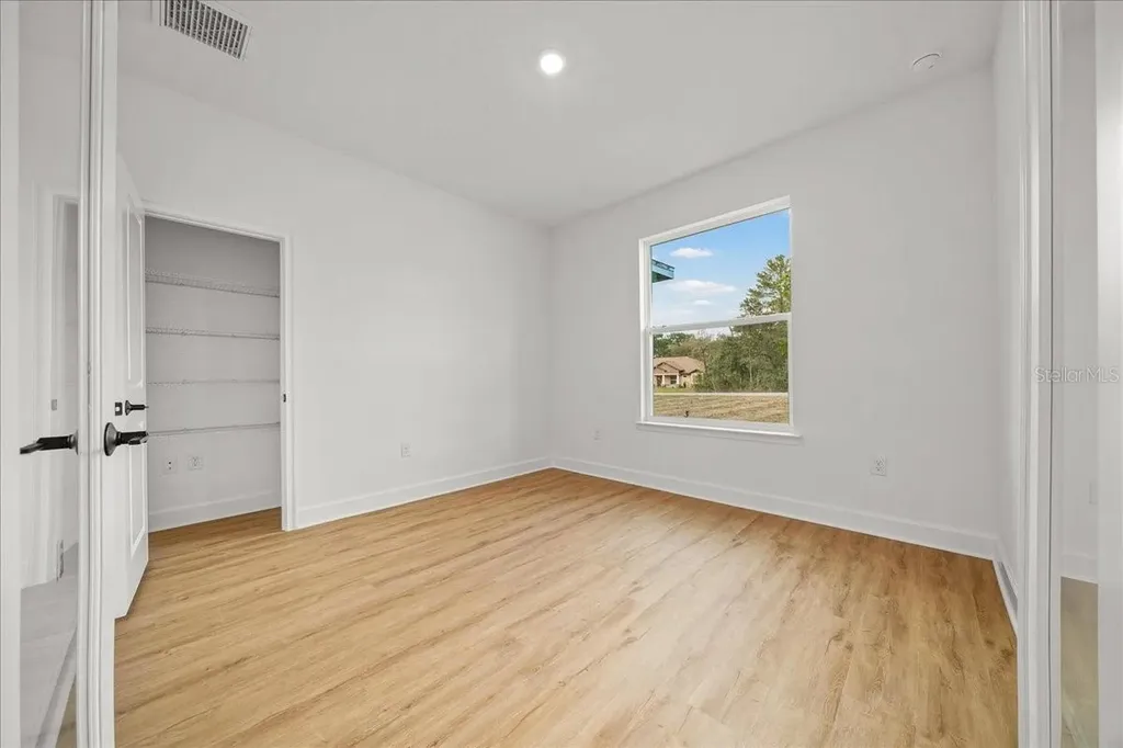 11088 Fulton Avenue Weeki Wachee FL 34613