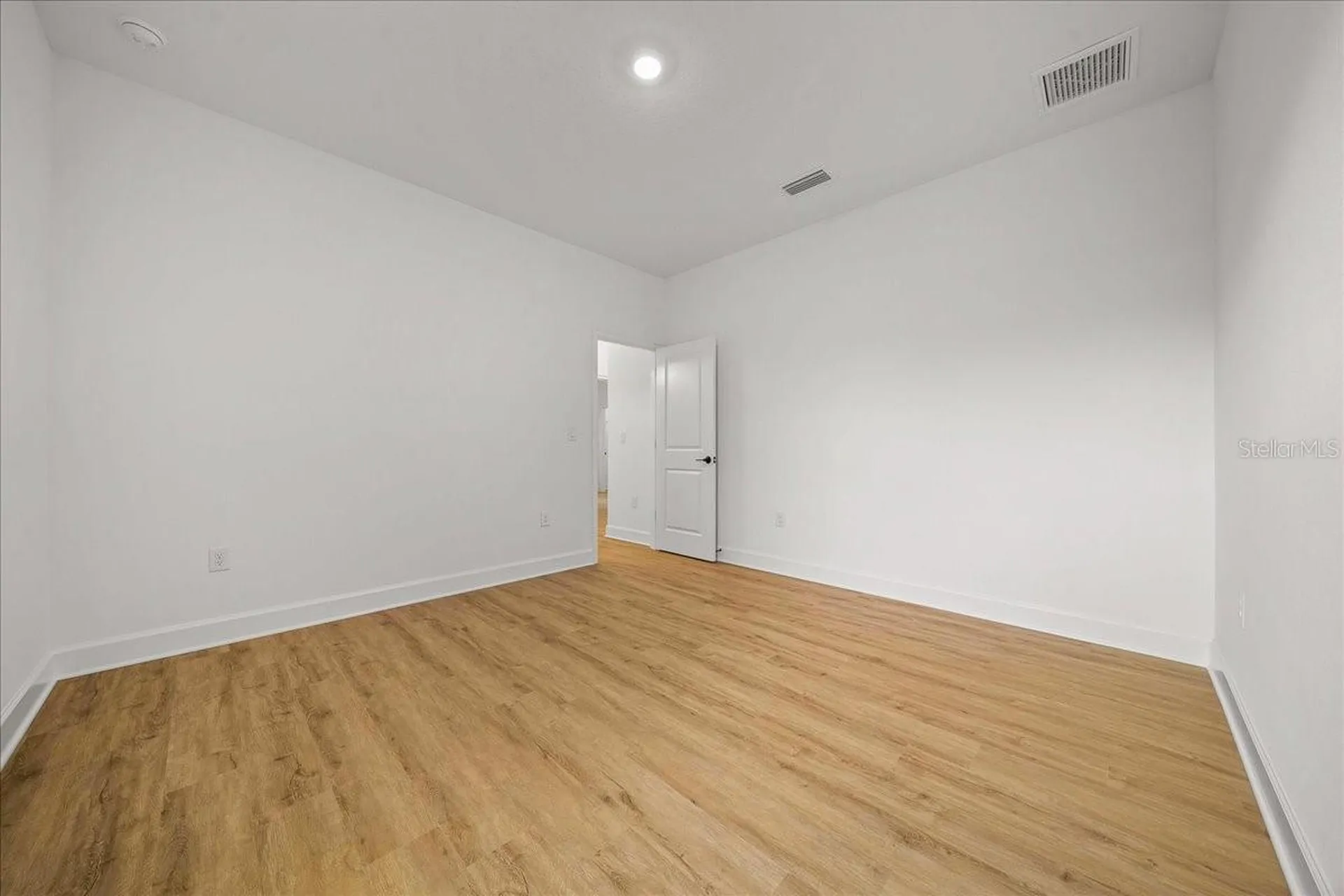 11088 Fulton Avenue Weeki Wachee FL 34613
