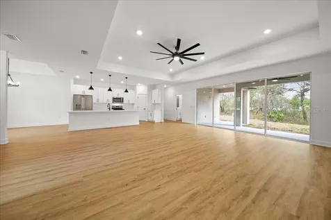 11088 Fulton Avenue Weeki Wachee FL 34613