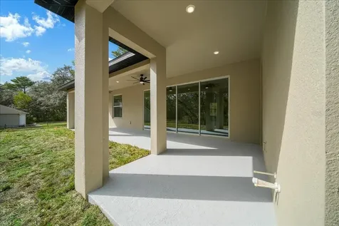 11088 Fulton Avenue Weeki Wachee FL 34613