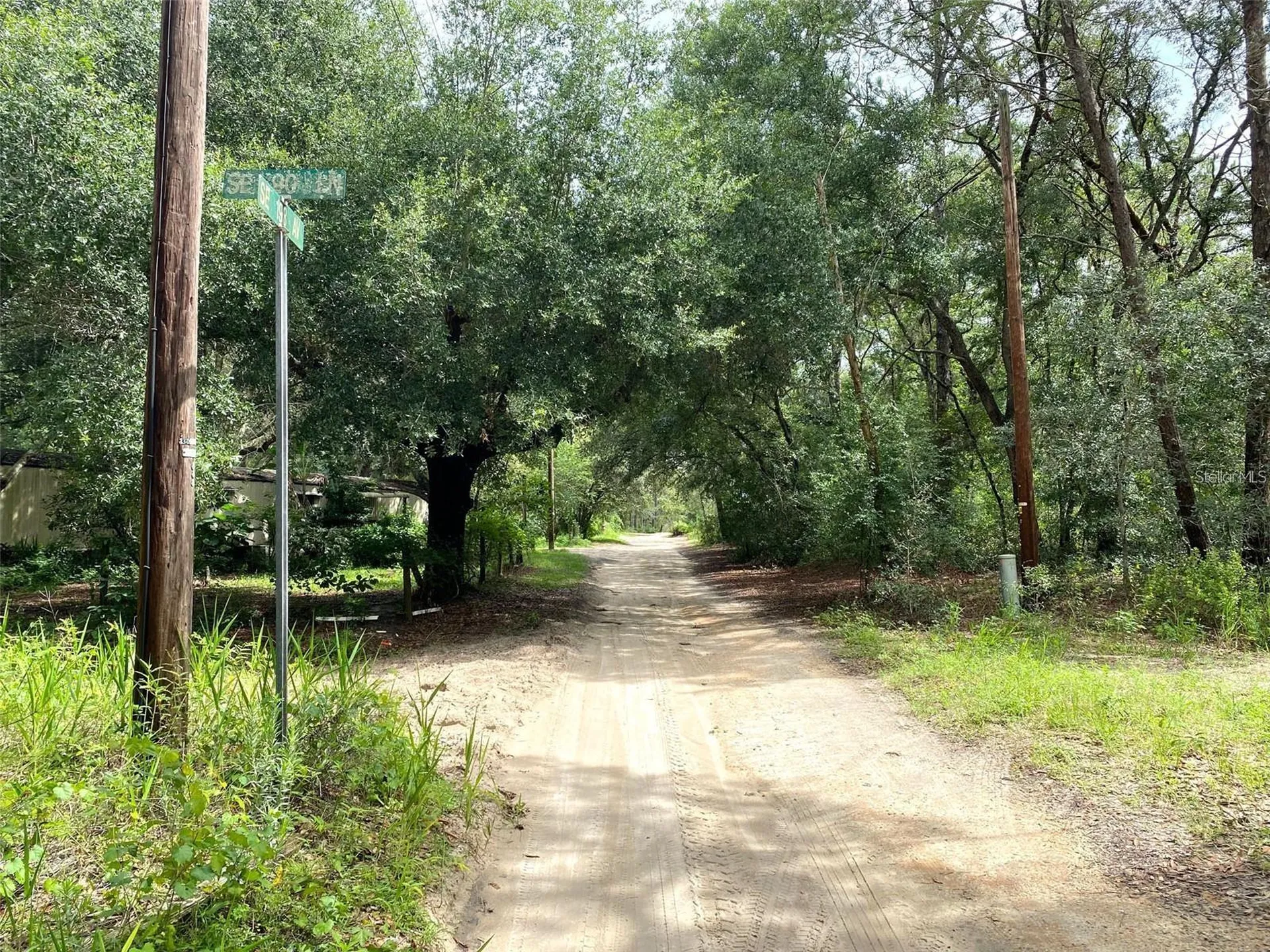 SE 193rd Avenue Ocklawaha FL 32179