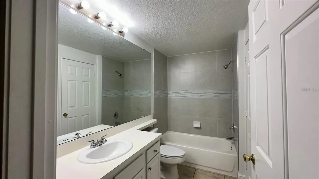 14238 Fredricksburg Drive Orlando FL 32837