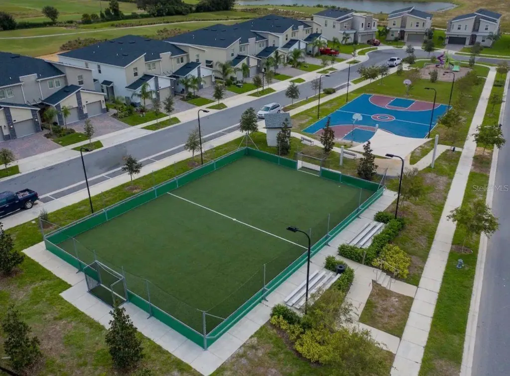 727 Ocean Course Avenue Davenport FL 33896